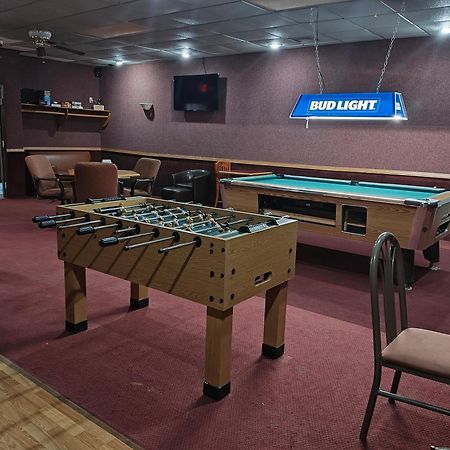 The Lodge At Russell - Russell Inn 외부 사진