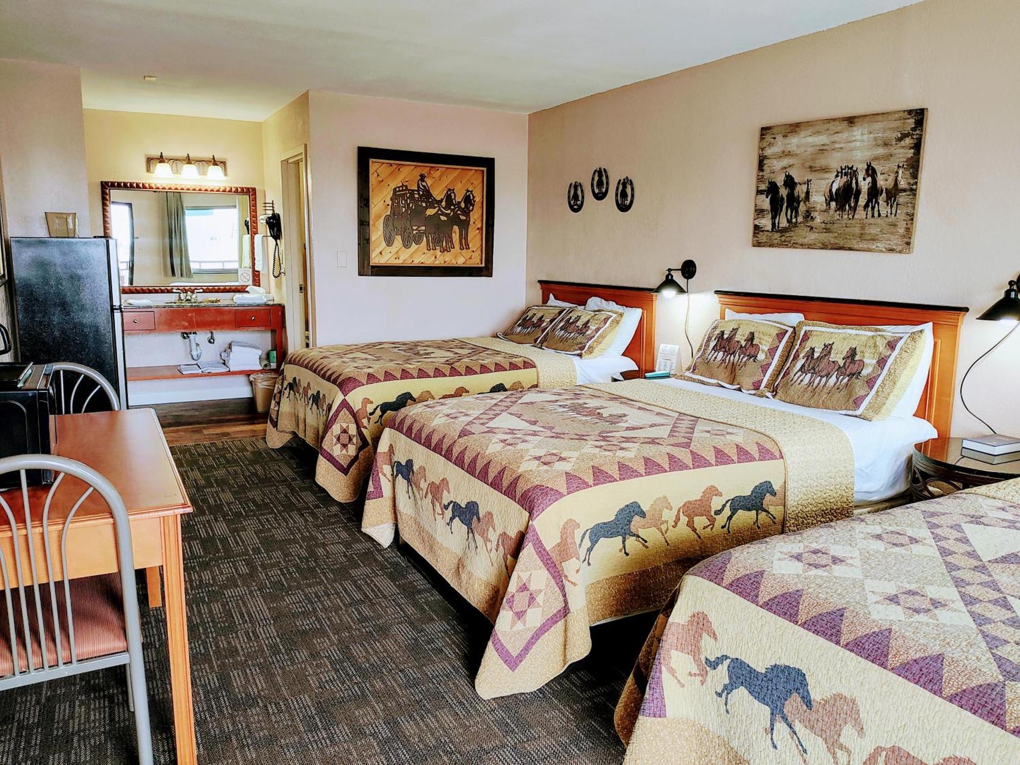 The Lodge At Russell - Russell Inn 객실 사진