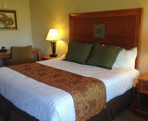 The Lodge At Russell - Russell Inn 외부 사진